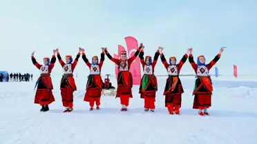 Çıldır Gölü’nde Buz Şenliği Düzenlendi