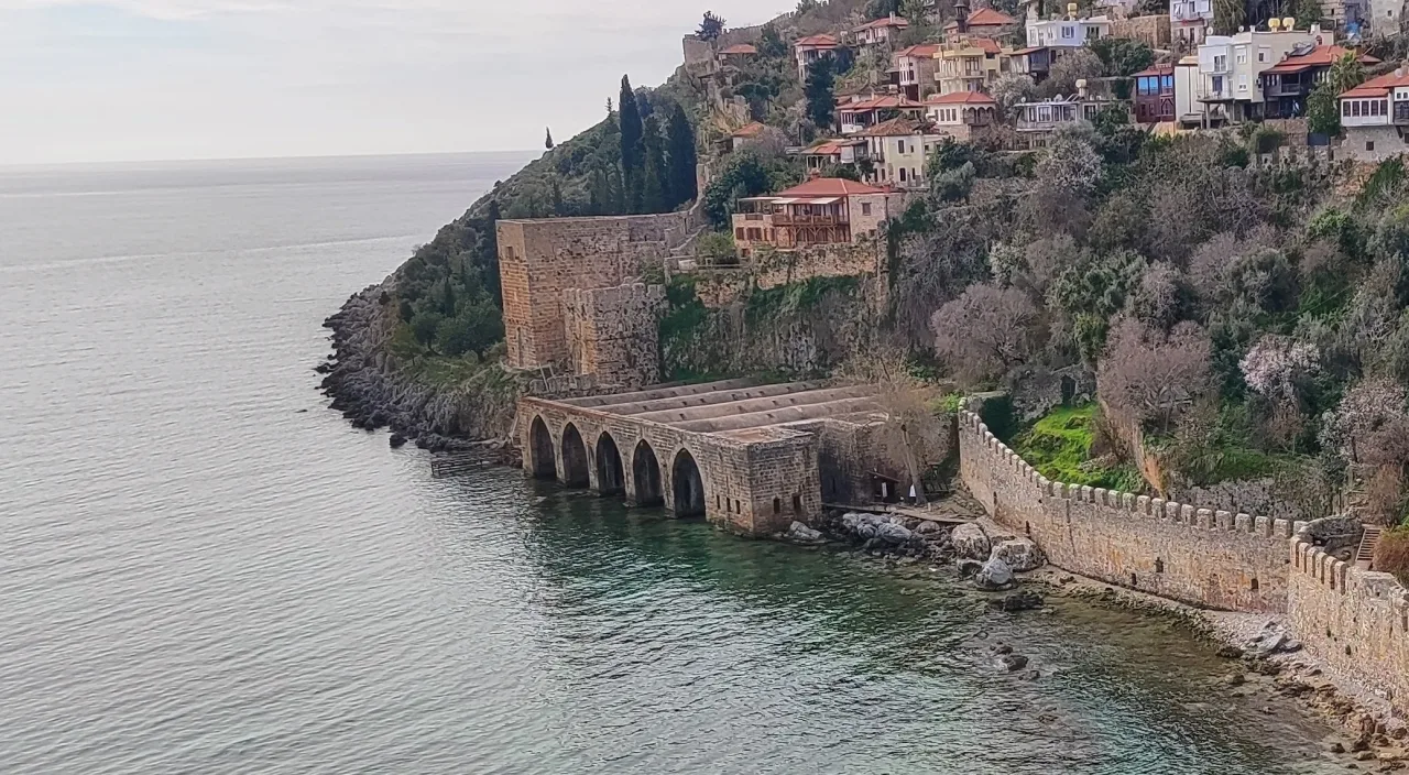 Selçuklunun İzlerinden Alanya Tersanesi