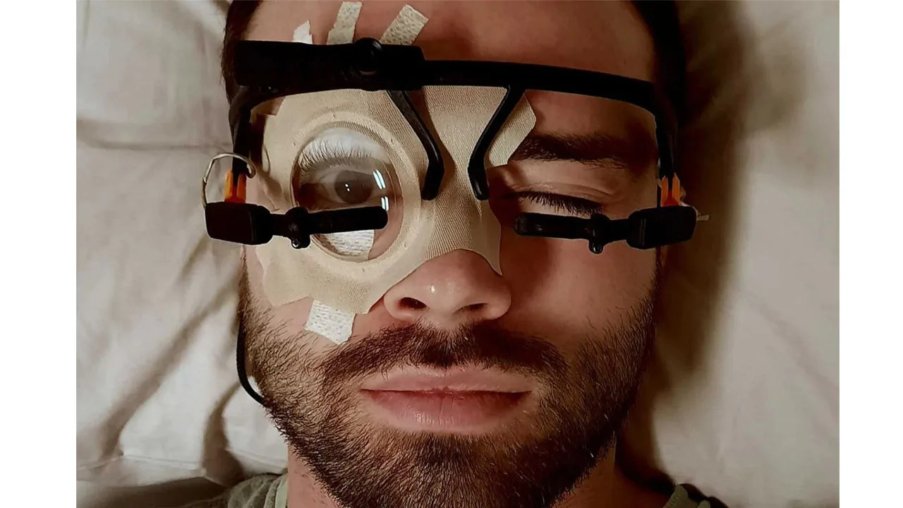 Uyurken Göz Bebeklerimiz Öylece Durmuyor!