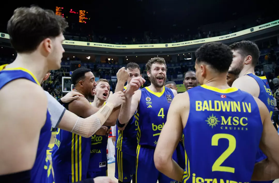 THY EuroLeague’de yeni lider Fenerbahçe!