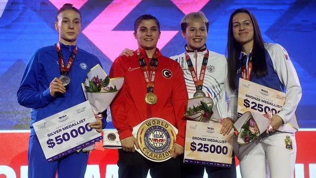 Milli boksörler, Kadınlar Dünya Boks Şampiyonası’nda 6 madalya kazandı