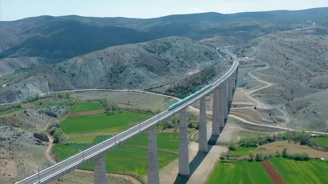 “Kara tren”den YHT’ye demir yolu serüveni