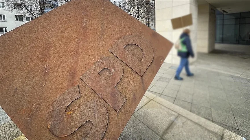 Almanya’da Hamburg eyalet seçimlerini SPD kazandı