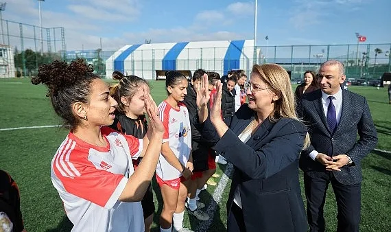 Bakırköy’de dünya emekçi kadınlar günü turnuvası düzenlendi 