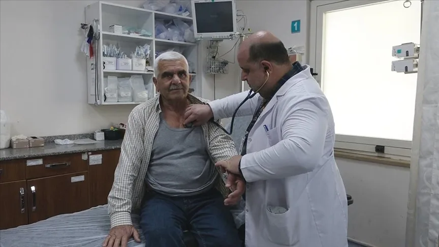 Antalya’da 12 kez kalbi duran hasta sağlık ekibinin çabasıyla hayata tutundu