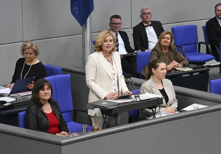 Almanya’da Federal Meclis Başkanlığına CDU’lu Julia Klöckner seçildi