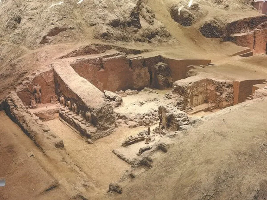 Tunç Çağı’ndan Budizm’e: Sincan’ın Zaman İçindeki Arkeolojik Yolculuğu ve Son Keşifler