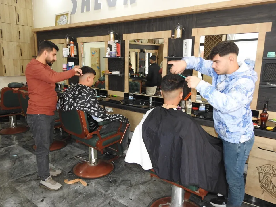 Berberlerden vatandaşlara ‘saç tıraşını son güne bırakmayın’ uyarısı