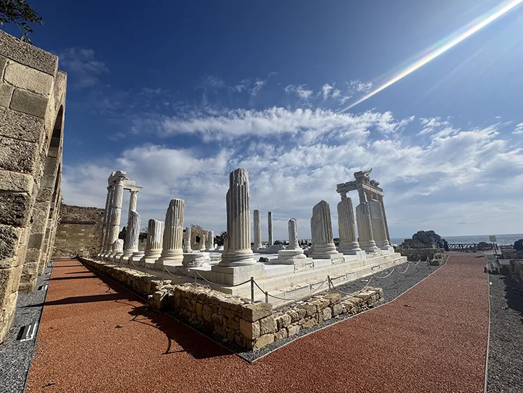 Antik Side’nin Ana Tanrıçası Athena’ya Adanan Tapınak Yoğun İlgi Çekiyor