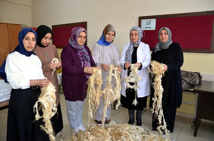 Muş’ta “geleneksel yorgancılık” kadınlar tarafından yaşatılıyor