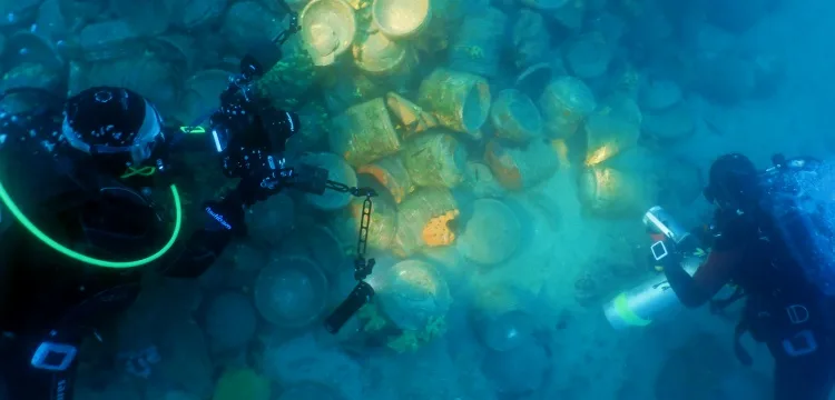 Binbeşyüz yıl önce Balıkesir’de batan tabak yüklü geminin batığı bulundu
