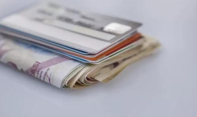 Faiz Yükü Ağırlaşıyor!..Kredi ve Kredi Kartlarında Endişe Verici Artış