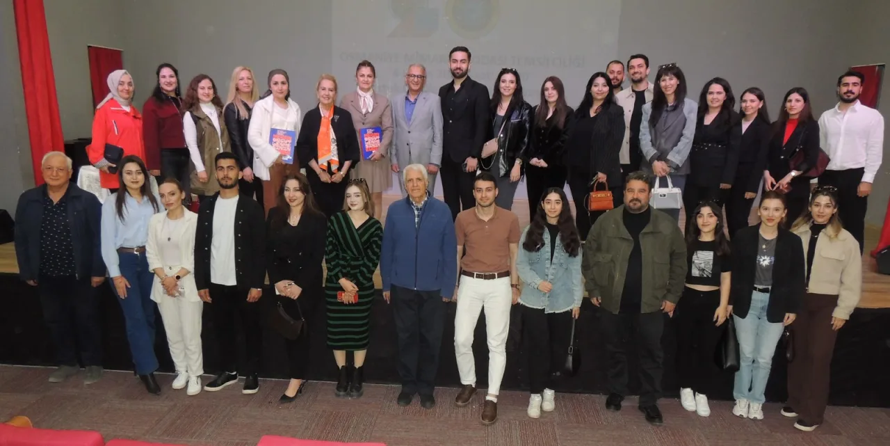 Mimari Tasarımı Tarih Üzerinden Okumak Gerekir