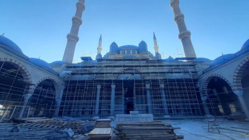 Depremde hasar gören 377 vakıf eserinin restorasyonu sürüyor