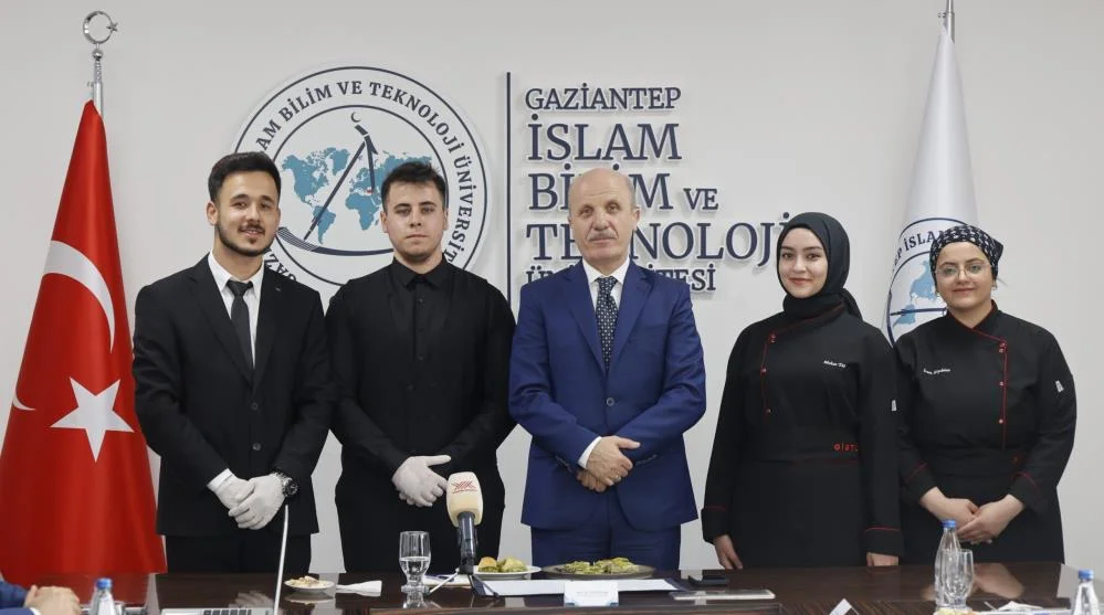 YÖK Başkanı lezzet yolculuğunda