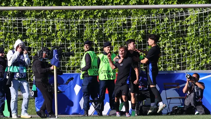 UEFA Gençlik Ligi yarı finalinde AZ’yi 1-0 mağlup eden Barcelona, finalde temsilcimiz Trabzonspor’un rakibi oldu.