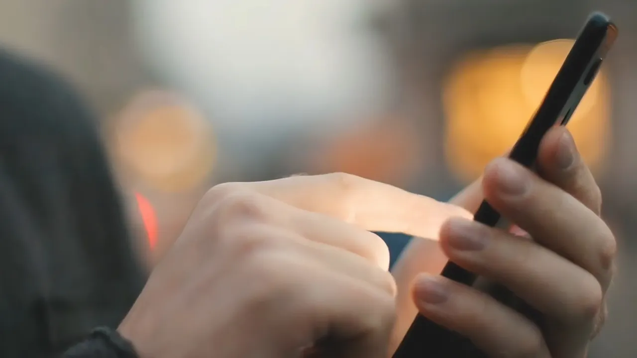 4 saat 4 dakika cepte ve internetteyiz!