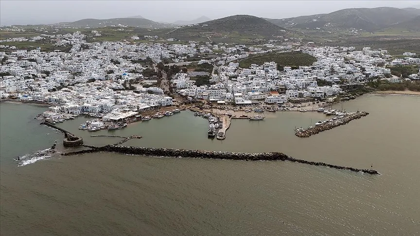 Yunanistan’da şiddetli yağışlar, geniş çaplı maddi zarara neden oldu.