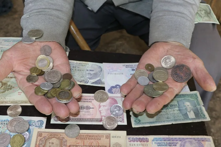 Rizeli marangoz antika tutkusunu atölyesinde yaşatıyor