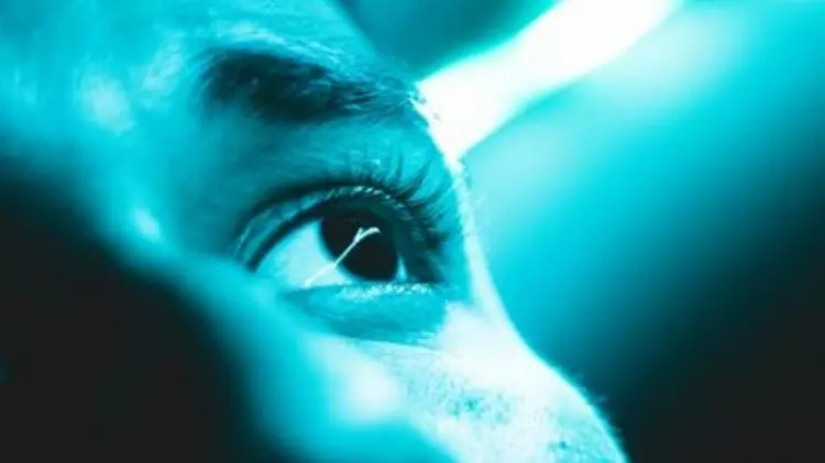 Bilim insanları yeni bir renk keşfetti