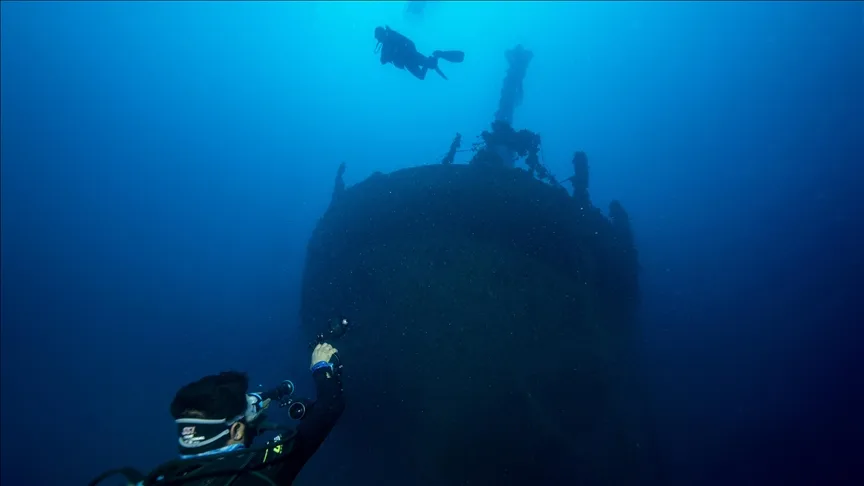 Titanik’te yapılan yeni incelemeler buzdağı parçalarının yolcu kabinlerine girdiğini gösterdi