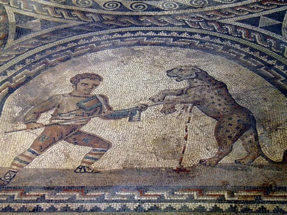 Roma Britanya’da 1.800 yıl önce aslan tarafından parçalanmış gladyatör, çalışma bulguları