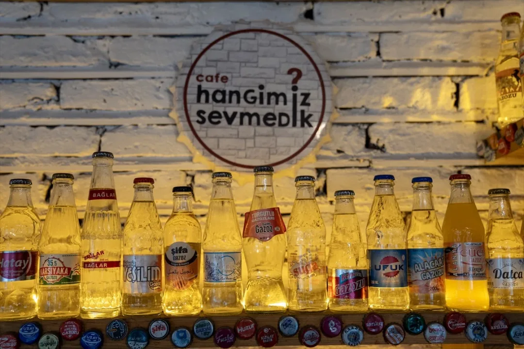 Ankara Kalesi’nde 80’den fazla gazoz çeşidiyle nostaljik yolculuk