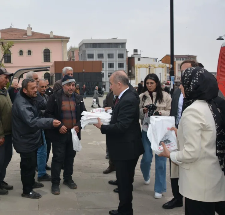 Vali Hatipoğlu’nun Katılımıyla Gerçekleşen Kitap Okuma Etkinliği Yoğun İlgi Gördü