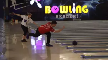 Samsun’da Bowling Şampiyonası’nda Türkiye Tarih Yazıldı
