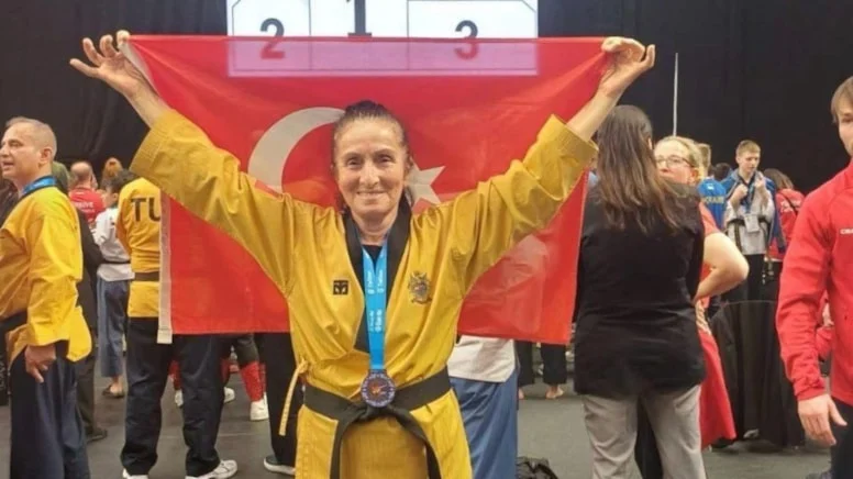 74 yaşındaki ‘Süper Babaanne’ Avrupa’dan madalya getirdi!