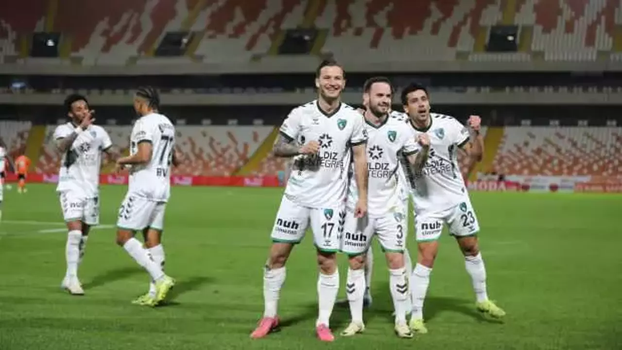 Süper Lig’e kim çıkacak? 1. Lig’de şampiyonluk yarışı nefesleri kesiyor! İşte son durum