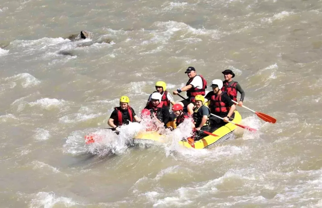 Bayburt’ta İlk Rafting Şampiyonası