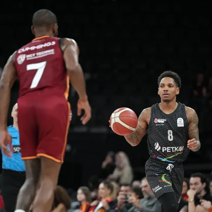 Aliağa Petkimspor, Galatasaray’ı Mağlup Etti