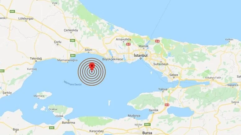Depremin şiddeti denizde 8, karada 4-5 olarak ölçüldü