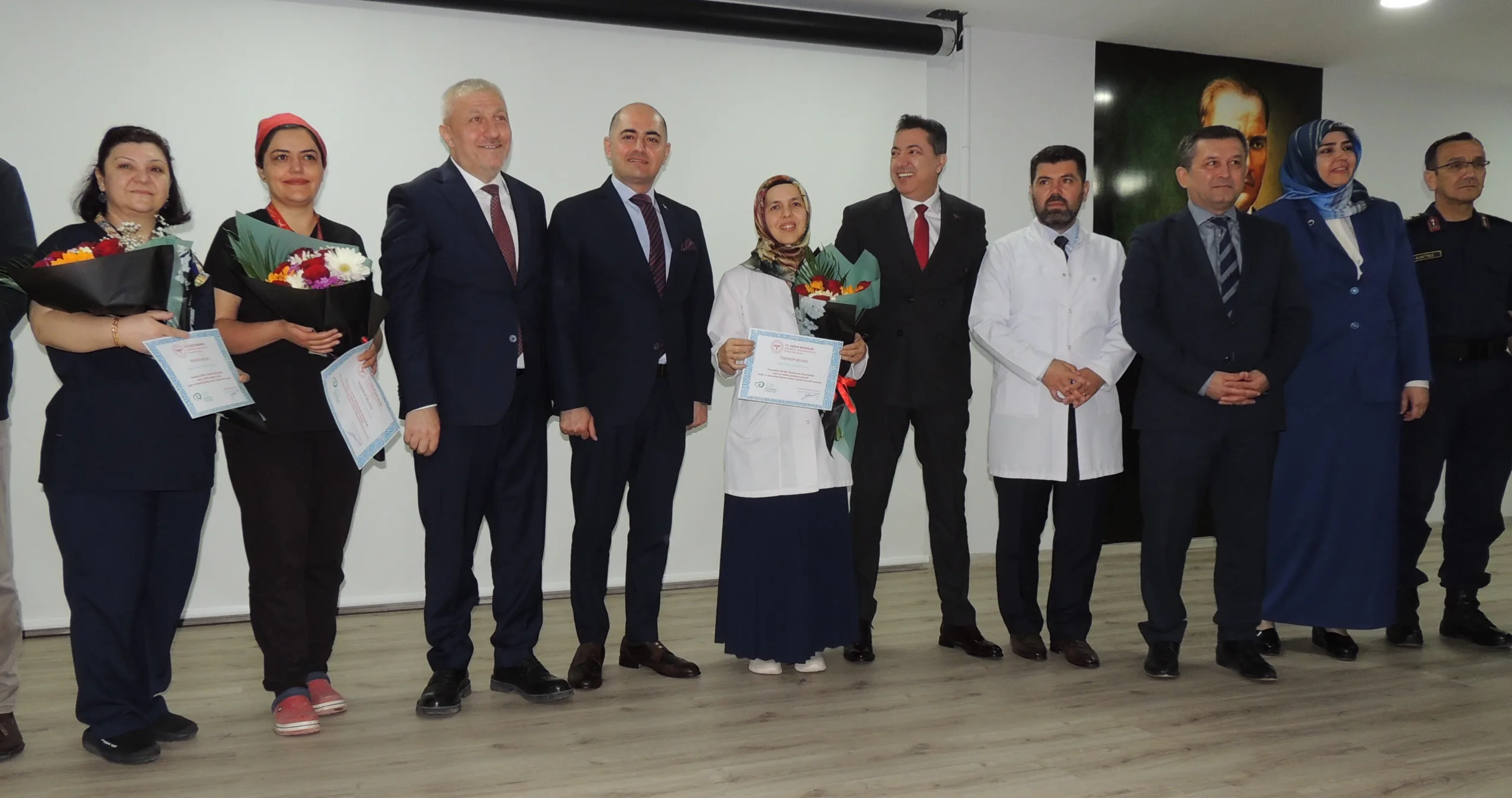 Osmaniye’de Ebeler Günü ve Hemşirelik Haftası Coşkuyla Kutlandı: “Her Şey Fedakârlıkla Başladı”