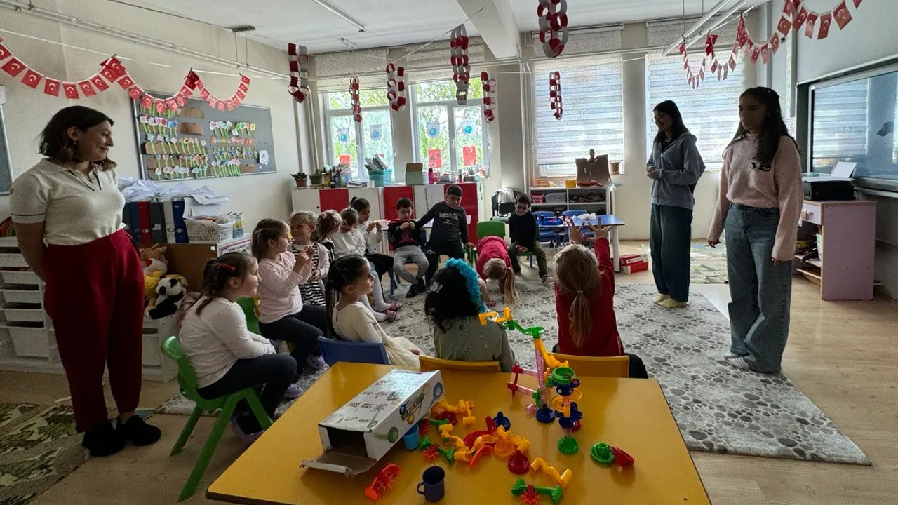 Sakaryalı minikler ‘Bu Şehir Hepimizin’ eğitimleriyle farkındalık kazanıyor