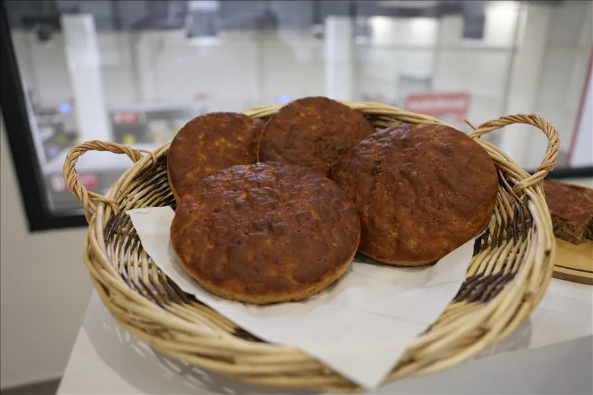 Türkiye’de Keşfedilen 5.000 Yıllık “Küllüoba Ekmeği”, Eski Pişirme ve Doğurganlık Ritüellerini Ortaya Koyuyor