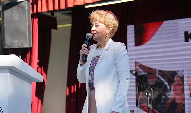 Burhaniye’de “Mikrofon Gençlerde”