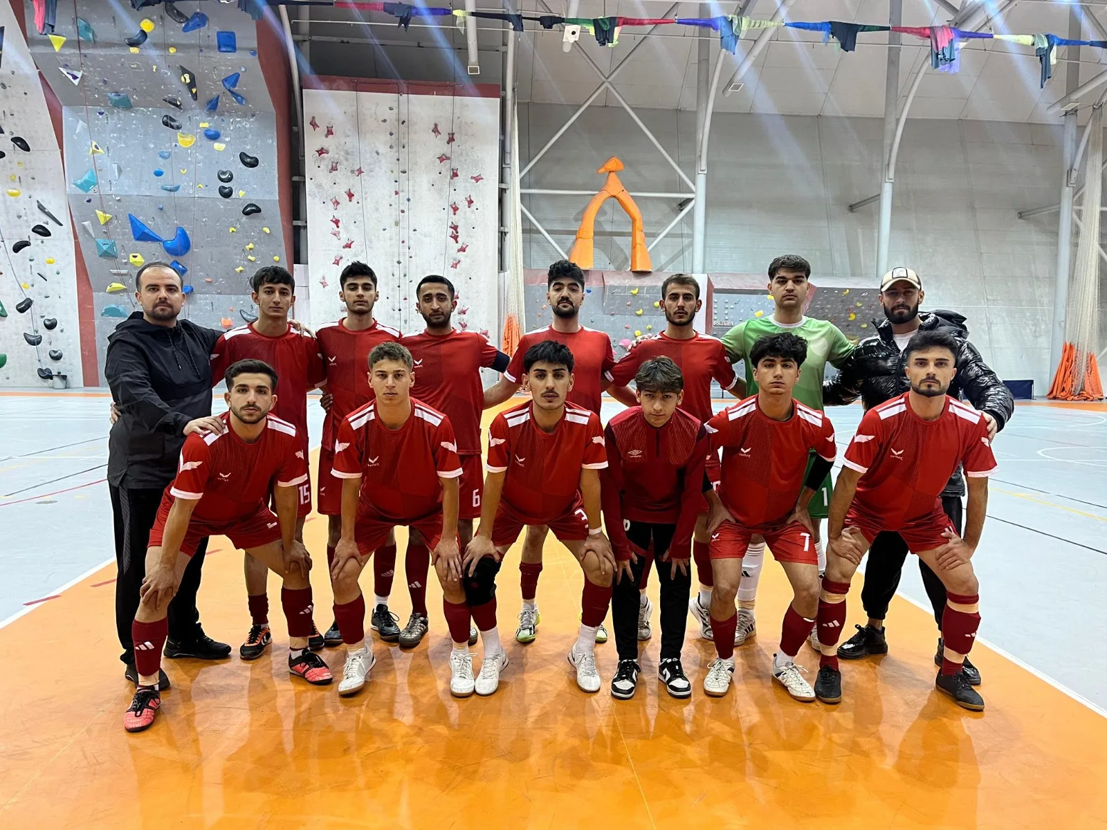 BATTALGAZİ BELEDİYESPOR FUTSAL TAKIMI AVRUPA YOLUNDA