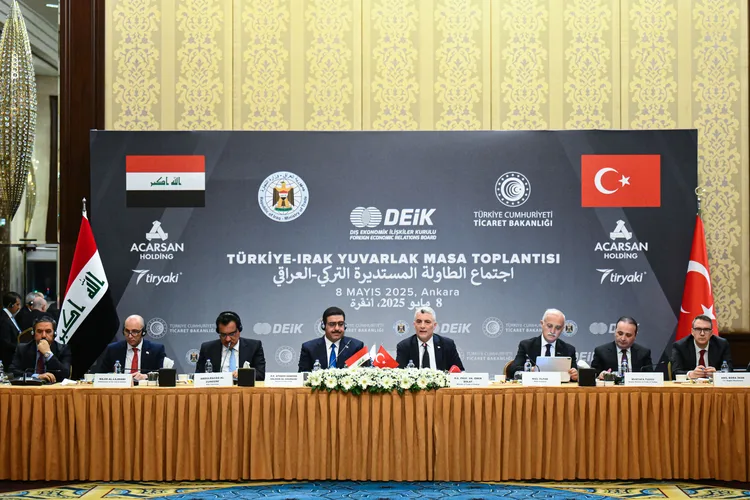 Ticaret Bakanı Bolat: Türk özel sektörü, ülkenin yeniden kalkınma ve imarına katkı sunmaya hazır