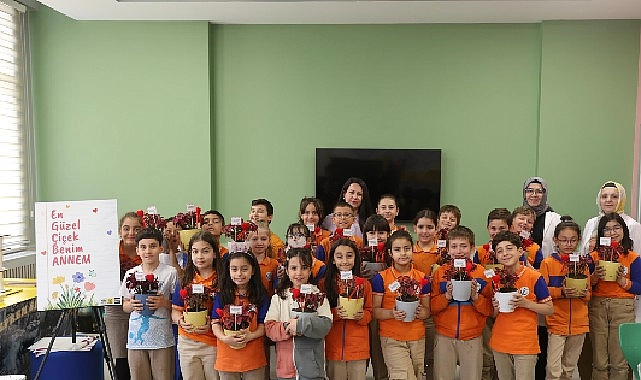 Büyükşehir’in “Yerli Tohum Milli Tarım” Projesi’nde “En Güzel Çiçek Benim Annem” Etkinliği