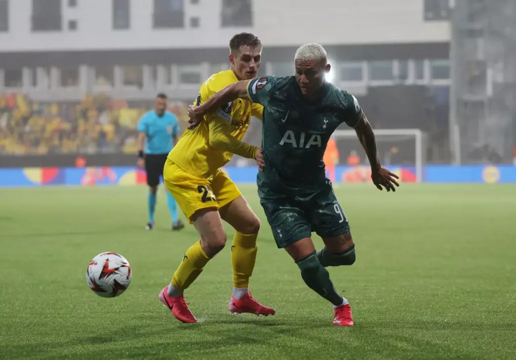 UEFA Avrupa Ligi’nde İngiliz finali