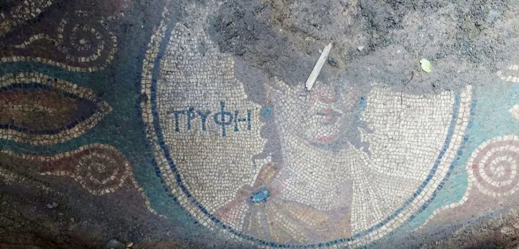  Tokat’taki kaçak kazıda Roma dönemine ait mozaik bulundu