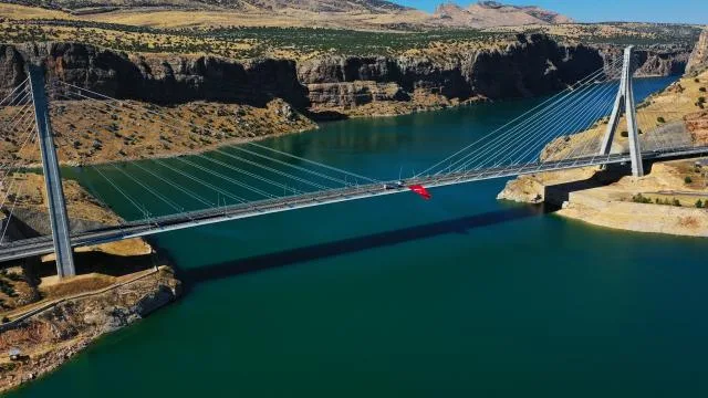 “Doğunun Boğaz Köprüsü” ile 10 yılda 3,3 milyar liralık tasarruf sağlandı