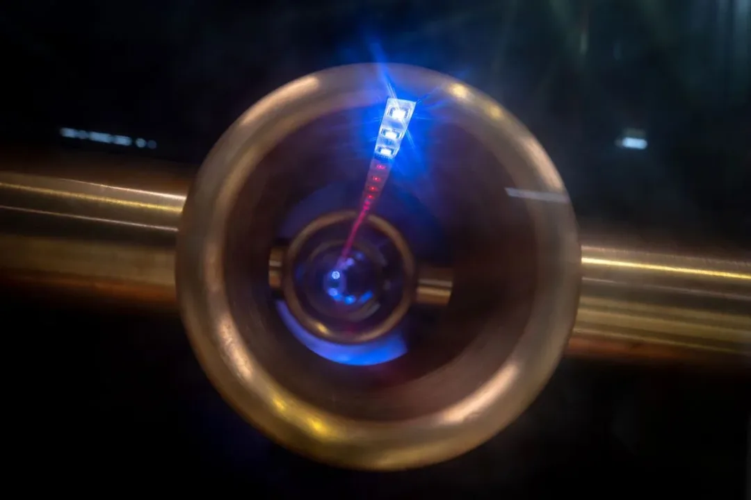 CERN Fizikçileri Kurşunu Altına Dönüştürdü: