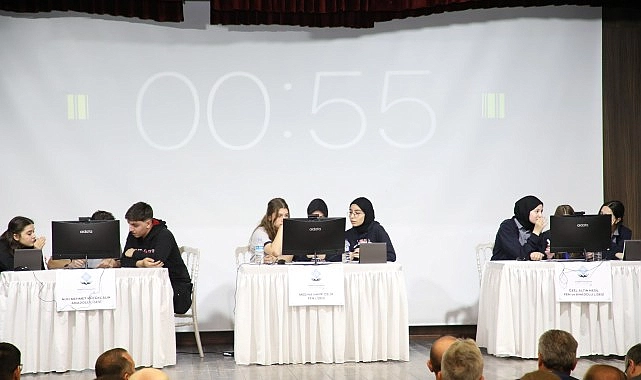 Lise Öğrencileri İnegöl’e Dair Bilgilerini Yarıştırdı