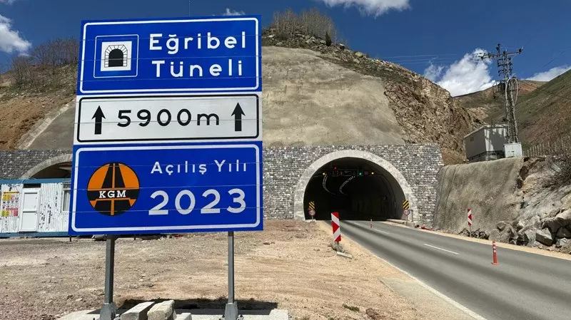 Tipi, fırtına ve sıfır görüş tarihe karıştı! 2,5 saatlik yol 1,5 saate düştü