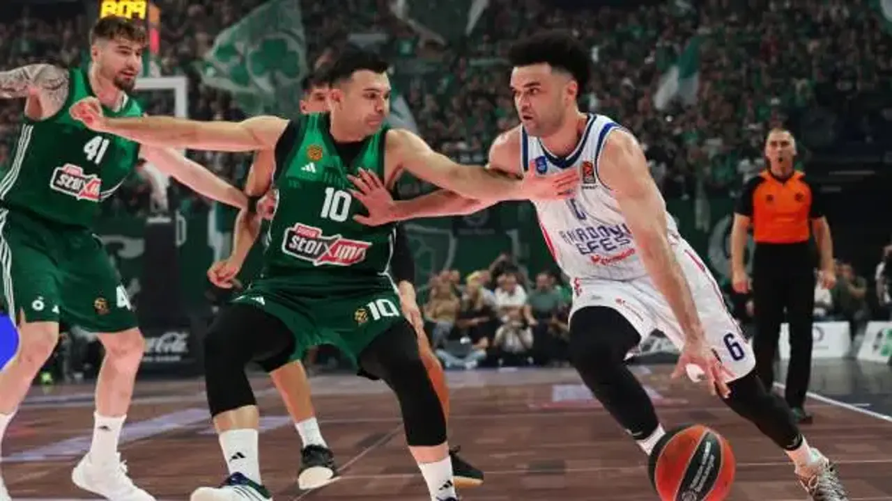 Anadolu Efes, EuroLeague’e veda etti!