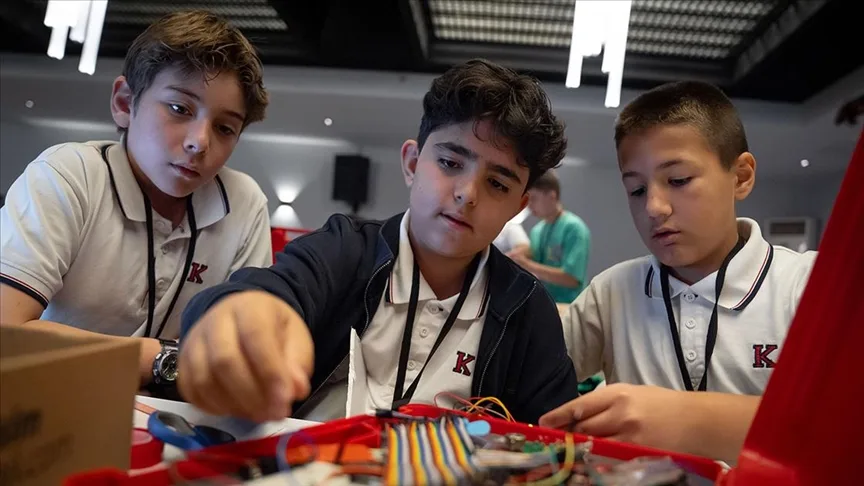 Genç mucitler, çevre sorunlarına teknolojiyle çözüm arıyor