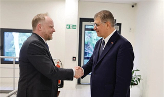 Kanada ve İzmir arasında kültürel ilişkiler gelişecek